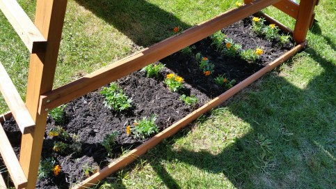 Presto! No more unsightly grass! 